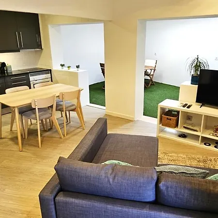 Apartment Lavrinha *